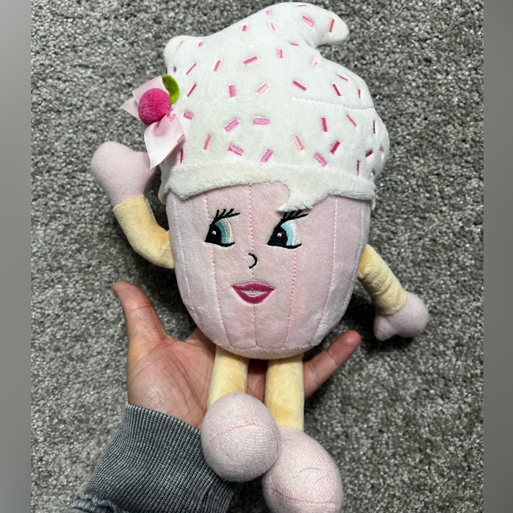 Whiffer Sniffers Pink Sugar Cake Scented Plush Stuffed Doll Small Spot